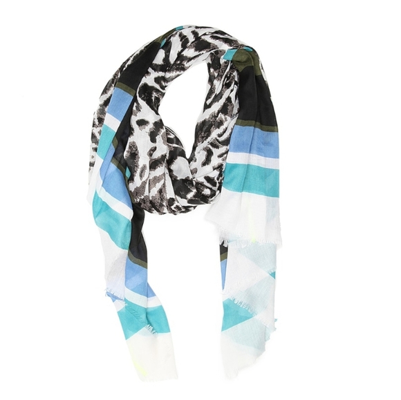 Accessories - Animal abstract scarf NWT